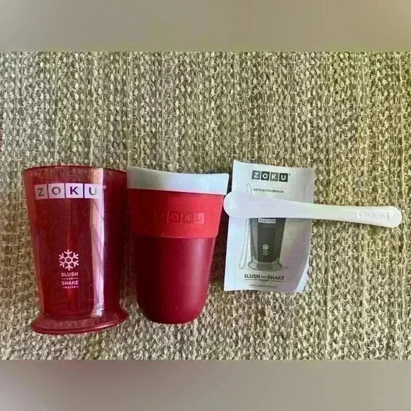 Zoku slush and shake maker, Williams Sonoma, Amazon, slushy, milkshake maker - Picture 2 of 3